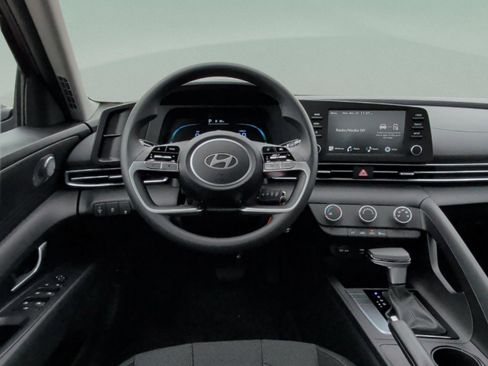 New 2026 Hyundai Elantra SE w/ Cargo Package image 36