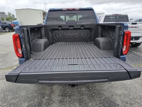 Used 2025 GMC Sierra 1500 Denali Ultimate AWD/4WD image 9