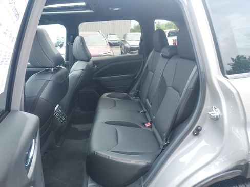 Certified 2026 Subaru Forester Touring AWD/4WD image 30