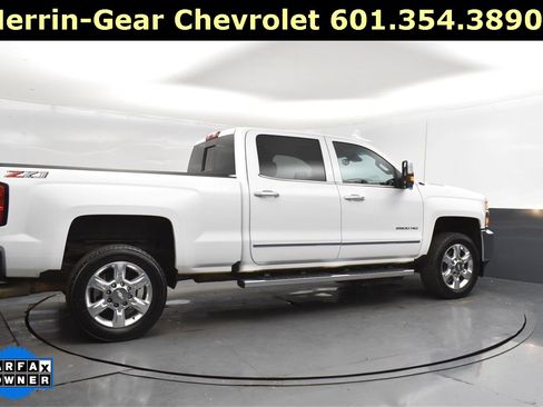 Used 2019 Chevrolet Silverado 2500 LTZ w/ Duramax Plus Package image 8