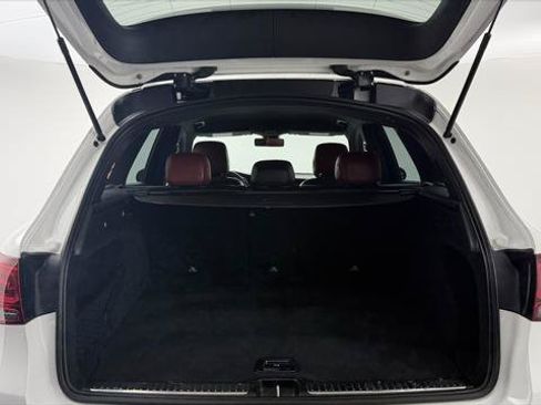 Used 2021 Mercedes-Benz GLC 300 w/ AMG Line image 18