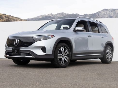 Used 2024 Mercedes-Benz EQB 250+ image 1