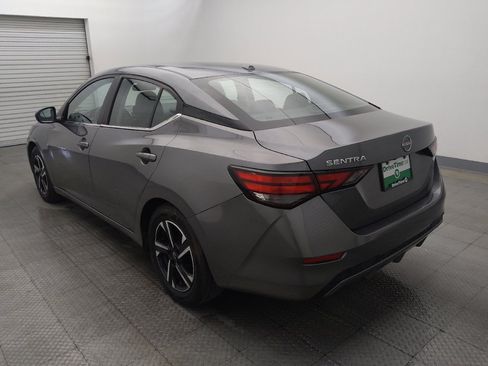 Used 2025 Nissan Sentra SV FWD image 5