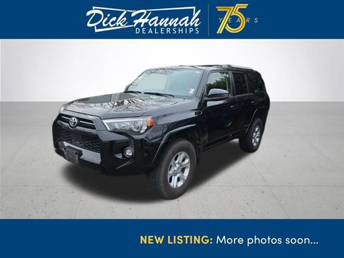 Used 2022 Toyota 4Runner SR5 image 1