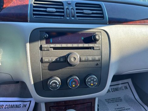 Used 2009 Buick Lucerne CX FWD image 20