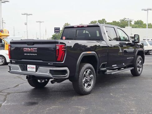 New 2026 GMC Sierra 2500 SLT w/ SLT Premium Package image 3