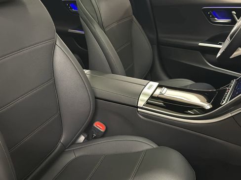 New 2026 Mercedes-Benz C 300 4MATIC Sedan image 34