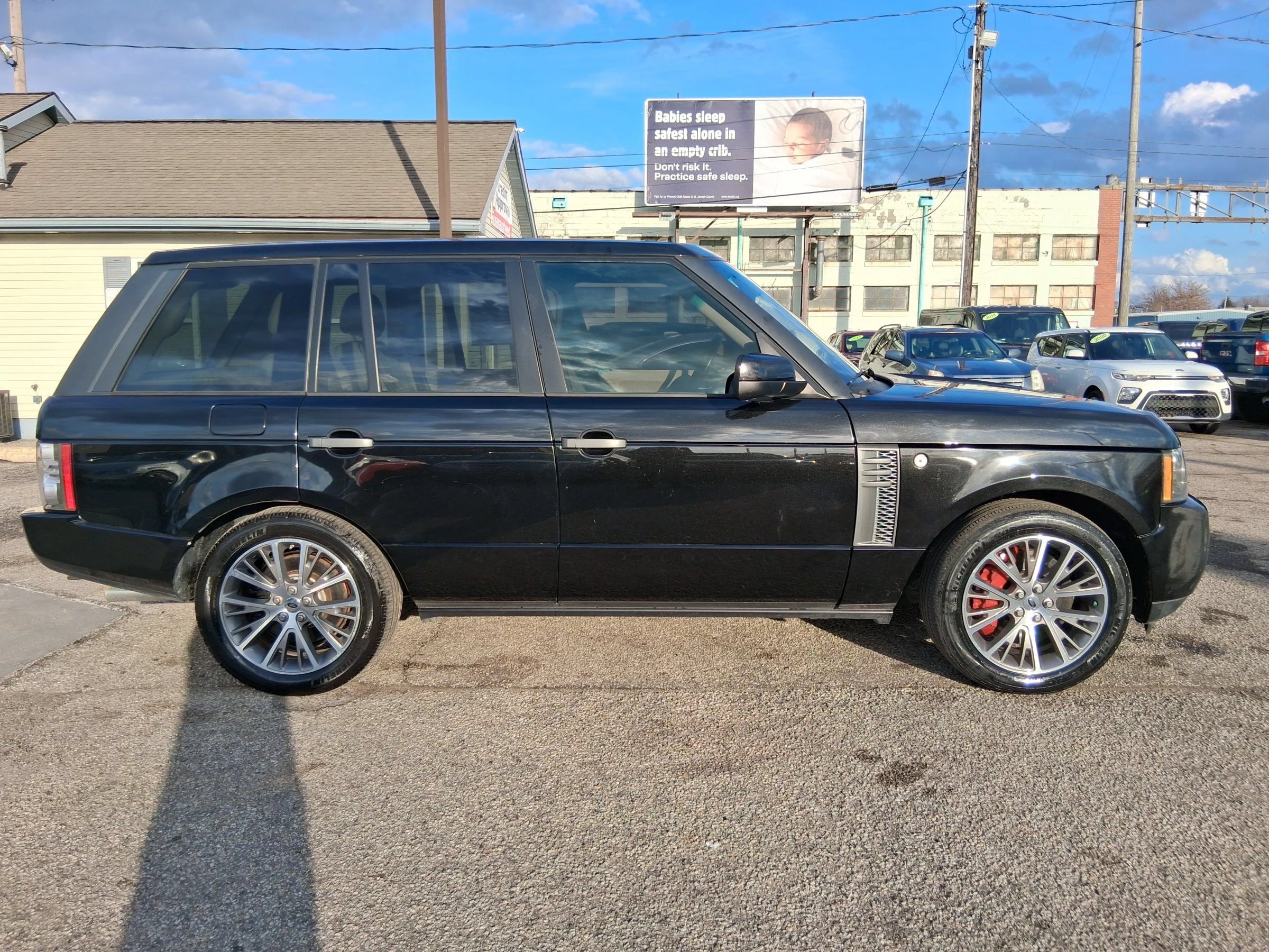 Used 2011 Land Rover Range Rover Supercharged AWD/4WD image 7