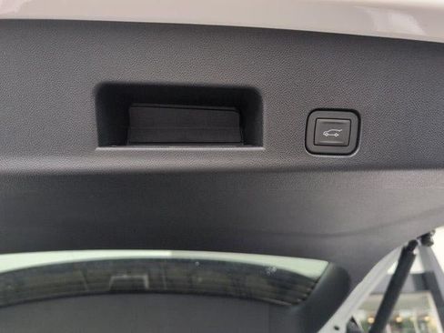 New 2026 GMC Acadia Elevation FWD image 8