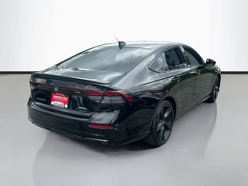 Used 2024 Honda Accord Sport image 6