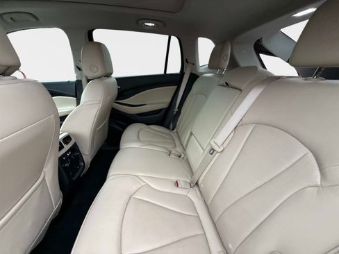 Used 2020 Buick Envision Essence FWD image 16
