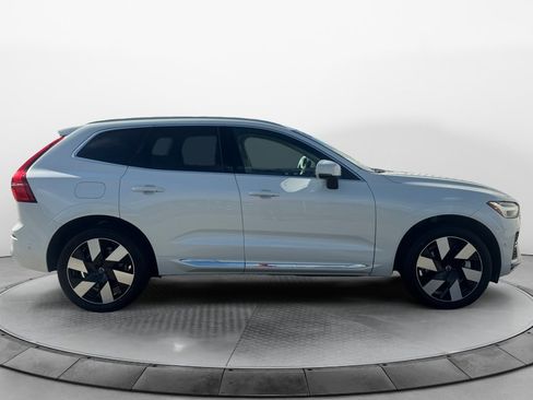 Certified 2023 Volvo XC60 T8 Plus w/ Climate Package AWD/4WD image 8