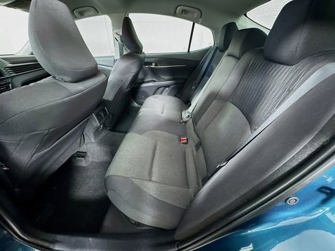 Used 2025 Toyota Camry LE w/ Convenience Package FWD image 27