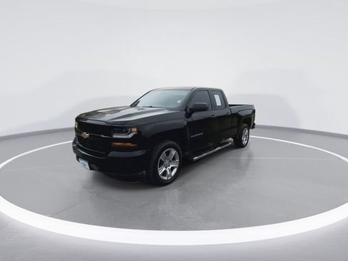 Used 2016 Chevrolet Silverado 1500 Custom w/ Custom Convenience Package image 5