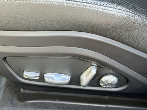 Certified 2020 Porsche Panamera 4 image 27