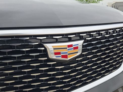 Used 2024 Cadillac XT6 Luxury w/ LPO, Floor Liner Package AWD/4WD image 10