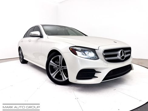 Used 2019 Mercedes-Benz E 300 image 1