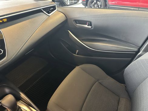 Used 2022 Toyota Corolla SE image 14