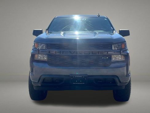 Used 2019 Chevrolet Silverado 1500 Custom w/ Custom Value Package AWD/4WD image 9