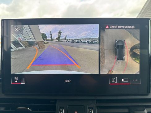 Used 2022 Audi Q5 2.0T Premium Plus w/ Premium Plus Package image 15