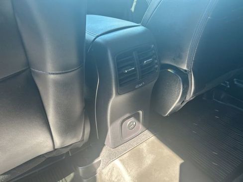 Used 2021 Ford Escape SEL AWD/4WD image 34