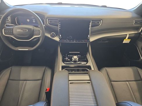 New 2026 Jeep Grand Wagoneer 4WD image 9