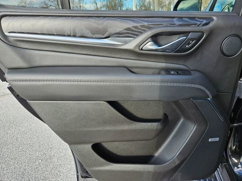 Used 2021 GMC Yukon Denali w/ Denali Ultimate Package image 25