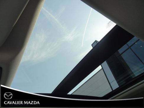 Used 2023 Nissan Rogue SL image 12