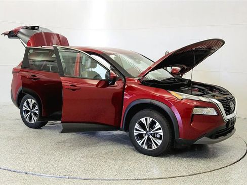 Used 2023 Nissan Rogue SV FWD image 9
