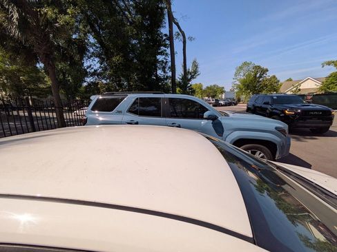 Used 2021 Toyota Corolla SE image 11