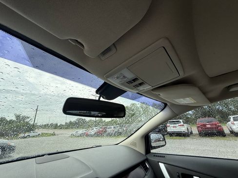 Used 2011 Ford Edge Limited w/ 302A Rapid Spec Order Code FWD image 25