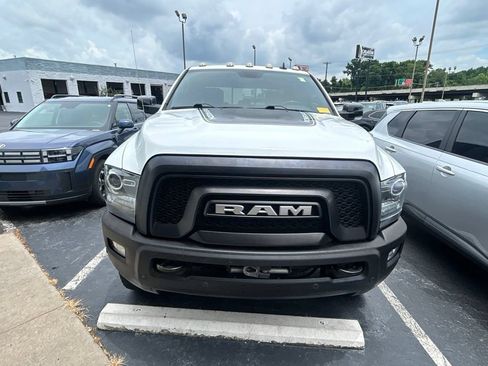 Used 2018 RAM 2500 Power Wagon w/ Leather & Luxury Group AWD/4WD image 5
