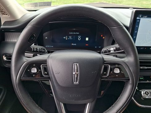 Used 2023 Lincoln Corsair AWD w/ Equipment Group 101A image 21