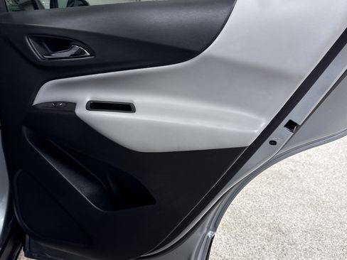 Used 2024 Chevrolet Equinox LS image 18