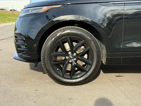 Certified 2026 Land Rover Range Rover Velar Dynamic SE AWD/4WD image 10