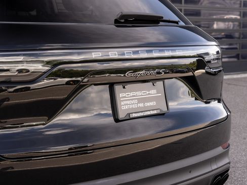 Certified 2023 Porsche Cayenne S Platinum AWD/4WD image 12