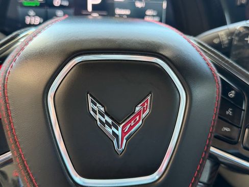 Used 2023 Chevrolet Corvette Stingray Premium Conv w/ Z51 Performance Package RWD image 21