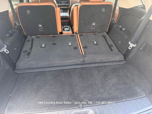 Used 2022 Nissan Pathfinder Platinum w/ Cargo Package AWD/4WD image 15