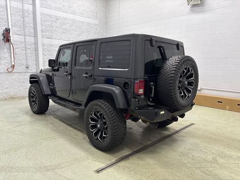Used 2017 Jeep Wrangler Unlimited Sport w/ Quick Order Package 24S AWD/4WD image 7