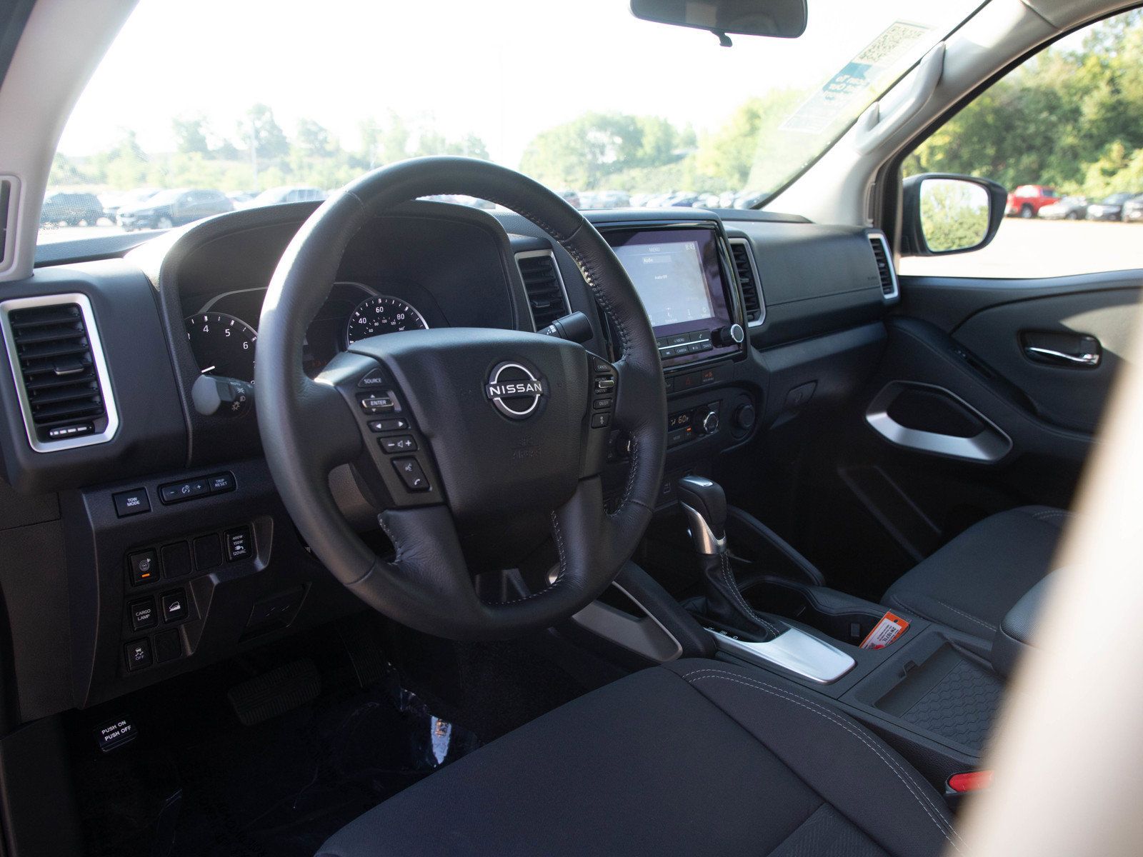 Used 2024 Nissan Frontier SV w/ SV Convenience Package AWD/4WD image 25