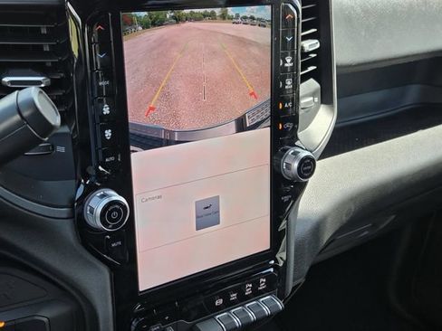 New 2026 RAM 2500 Tradesman AWD/4WD image 18