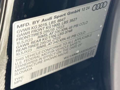 Used 2025 Audi RS Q8 performance w/ Matte Carbon Package AWD/4WD image 33