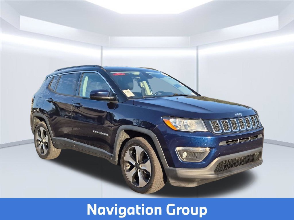 Used 2018 Jeep Compass Latitude w/ Popular Equipment Group FWD image 6