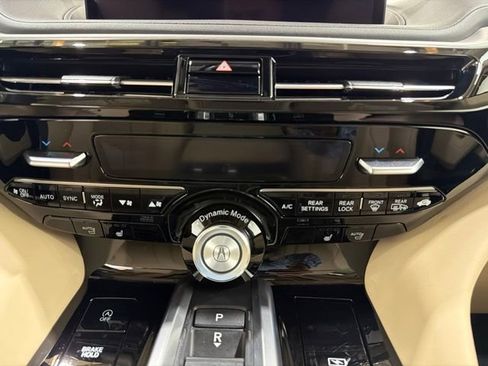 Certified 2023 Acura MDX SH-AWD w/ Technology Package image 40