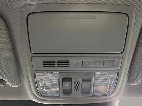 Used 2015 Honda Accord EX-L image 11