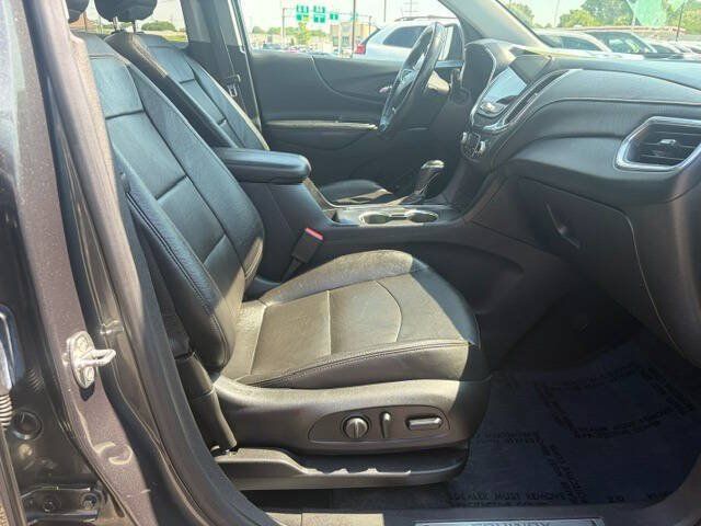 Used 2019 Chevrolet Equinox Premier AWD/4WD image 18