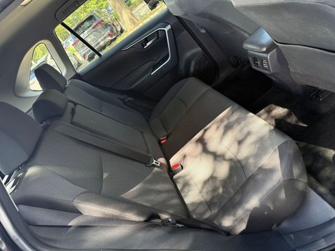 Used 2024 Toyota RAV4 XLE image 31