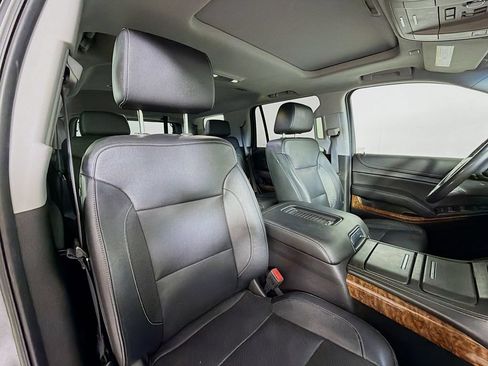 Used 2019 Chevrolet Tahoe Premier AWD/4WD image 27