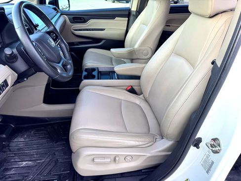 Used 2019 Honda Odyssey Touring image 12