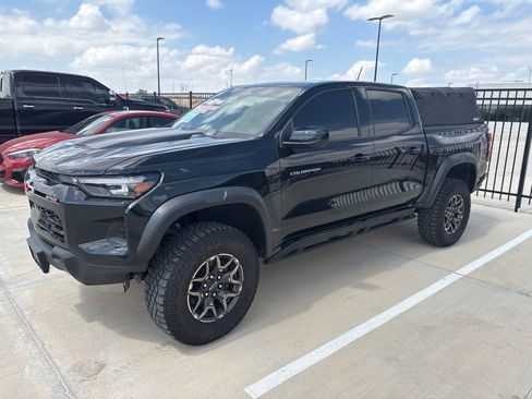 Used 2024 Chevrolet Colorado ZR2 w/ Safety Package AWD/4WD image 1